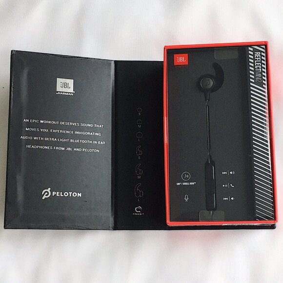 Peloton X JBL by Harman Reflect Mini 2 Bluetooth Wireless In Ear Earbuds - Picture 3 of 6
